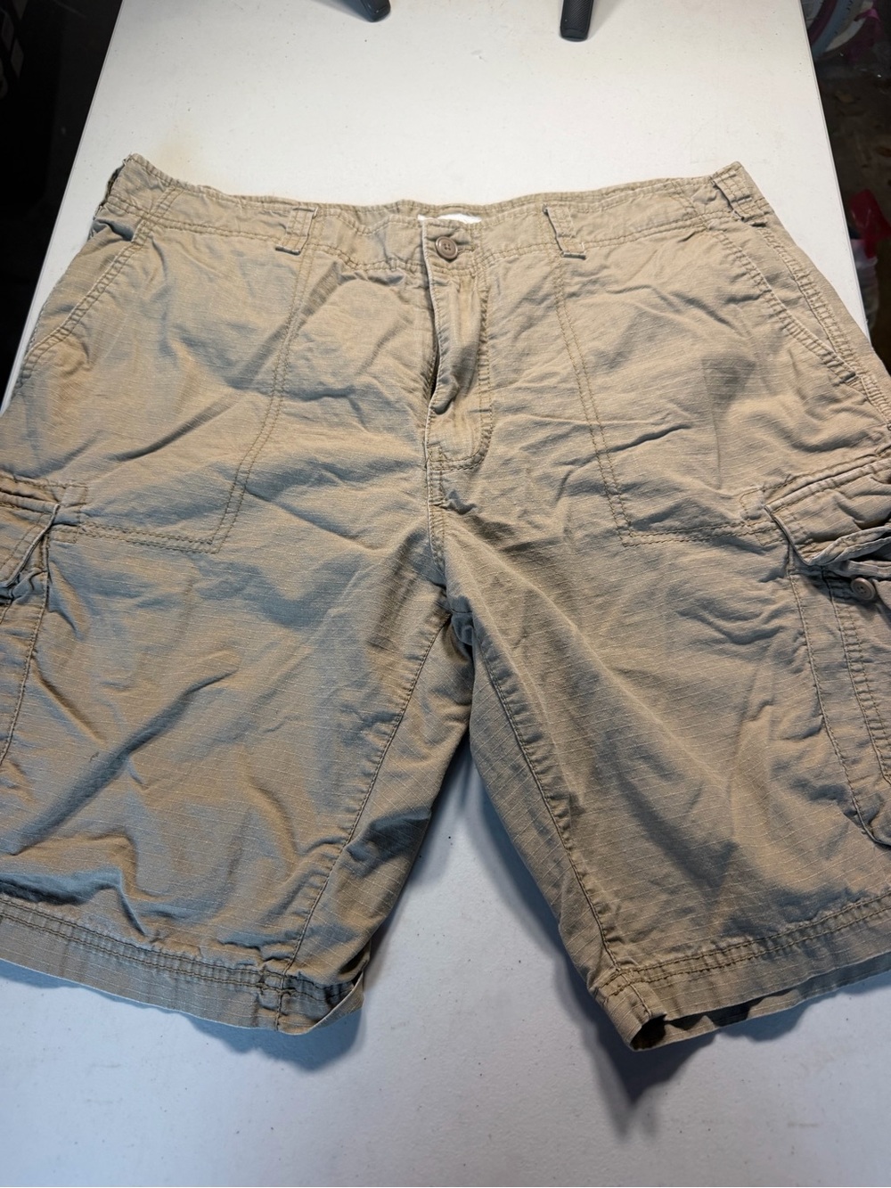Goodfellow & Co Tan Cargo Shorts with Side Pockets